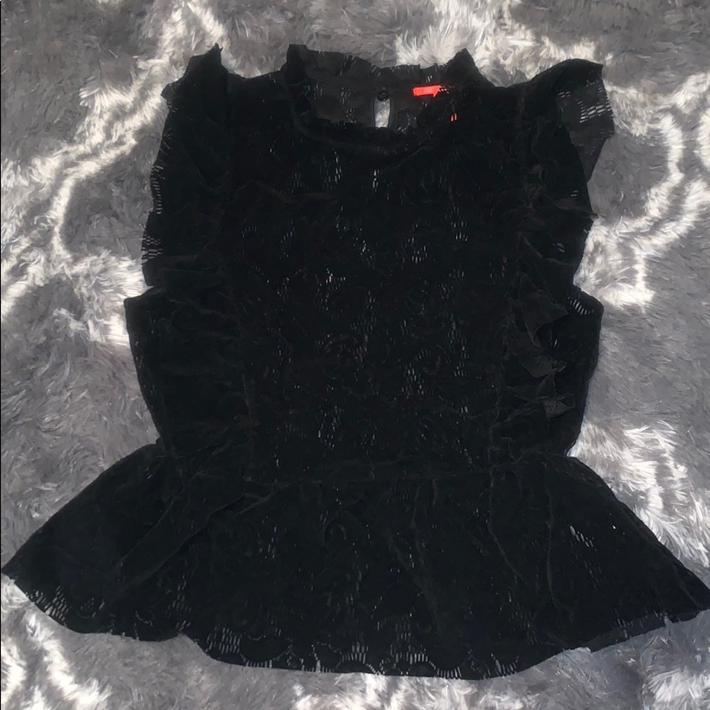 Black velvet cut out w/ ruffled short sleeve